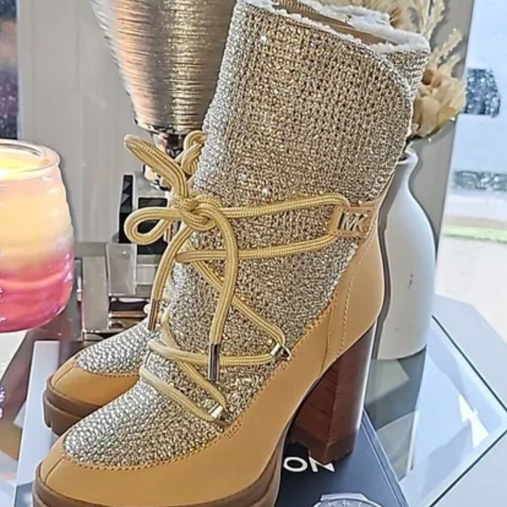 New Michael Kors Boots 7 - Picture 4 of 8
